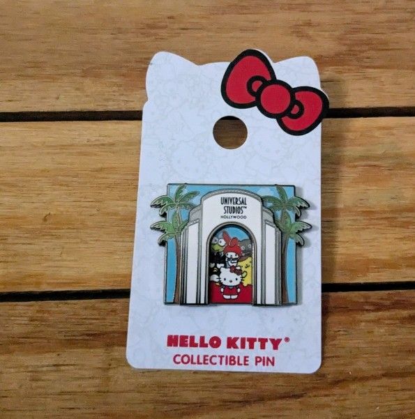 Universal Studios Hello Kitty Pin