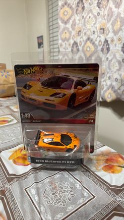 Hot Wheels Premium 1995 McLaren F1 GTR 1:43