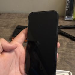 iPhone  13 black