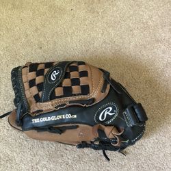 Rawlings Right Handed Glove