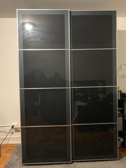 IKEA PAX Wardrobe w/ FREE IKEA RUG