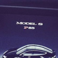 2013 Tesla Model S P 85