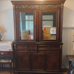 Cabinet and Hutch