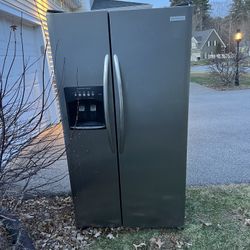 FREE - Frigidaire Refrigerator 