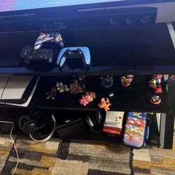 TV Stand With Built In Mount 