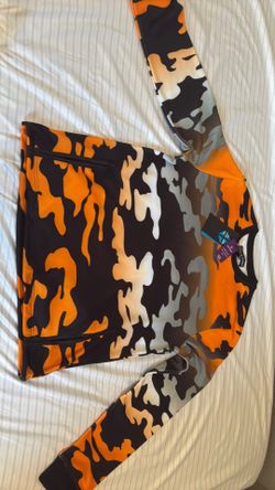 Brand new camo long sleeve Size large