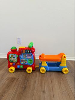 VTech Sit-to-Stand Ultimate Alphabet Train