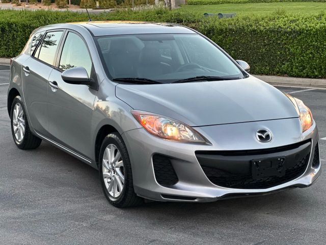 2013 MAZDA MAZDA3