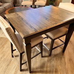 Dining Table and Chairs 