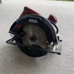 SKIL 13-Amp 7-1/4-in Corded Circular Saw