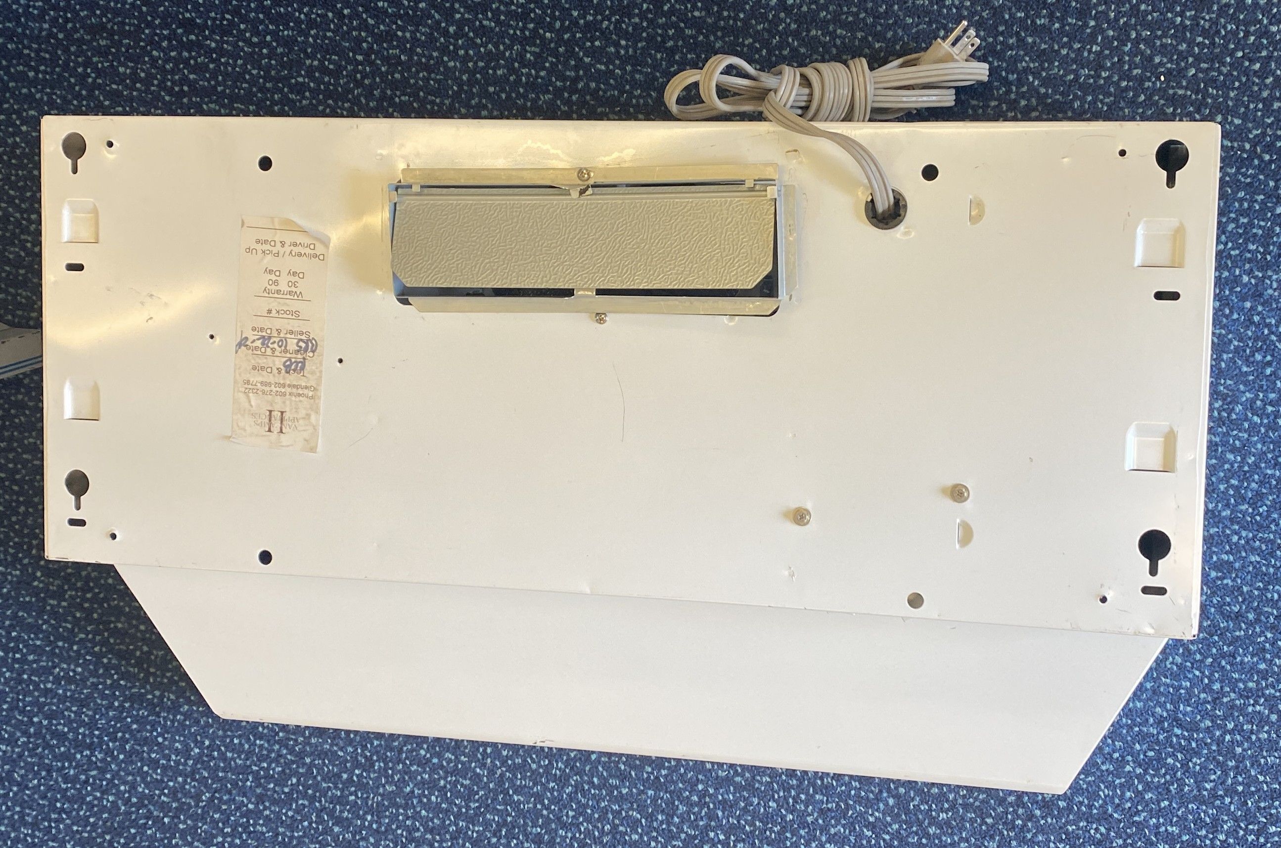 White Broan 30” Range Hood Vent (9-0016)