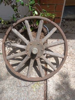 Vintage wooden Ford rim