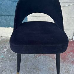 Like New , Velvet Black Chair 