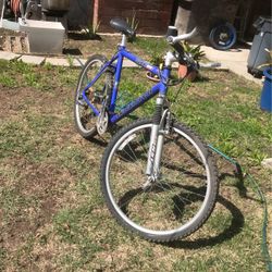 26” Bike. 8x2 Gears. Used