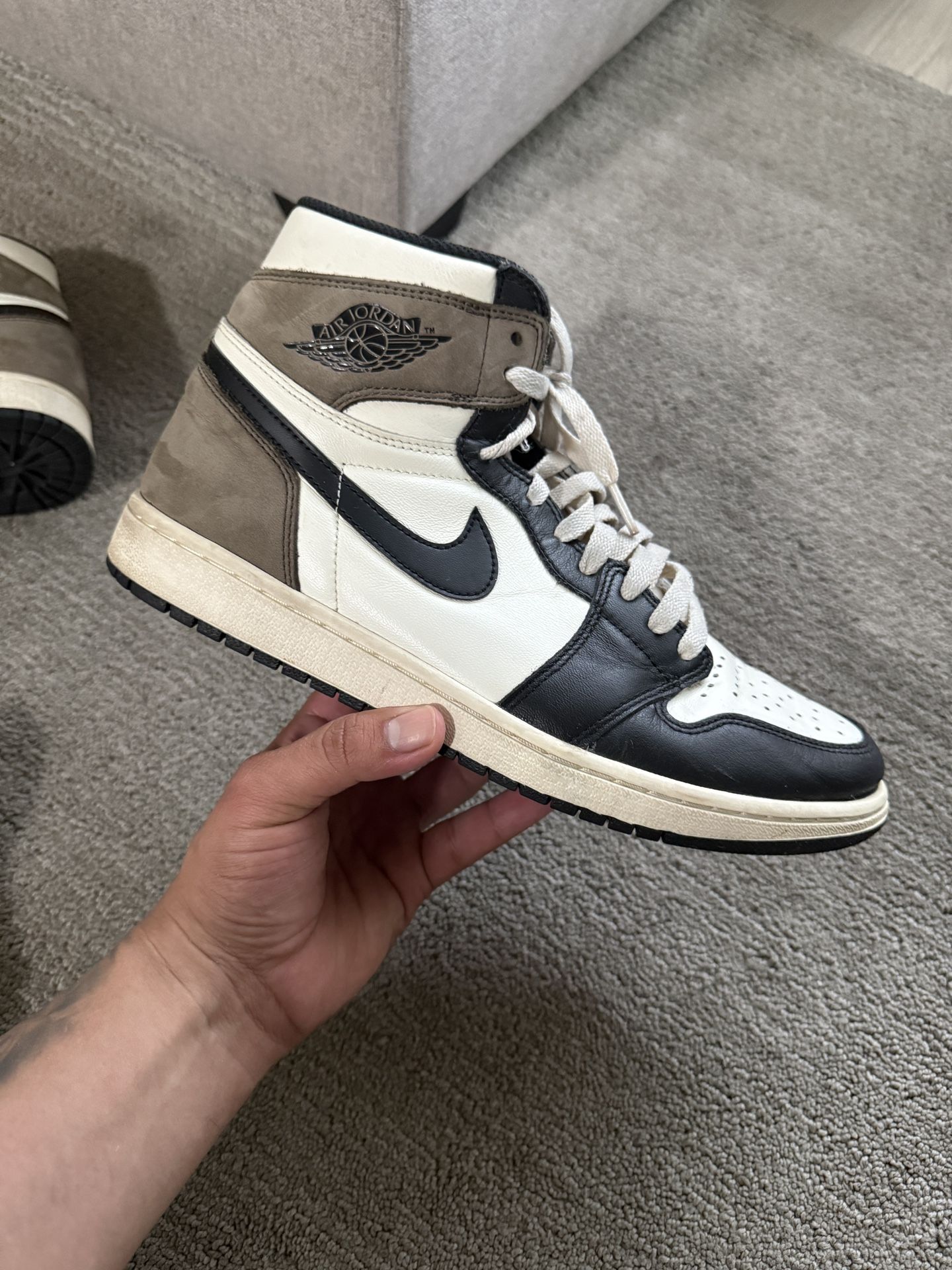 Jordan 1 Mocha