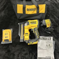 DEWALT Pin Stapler