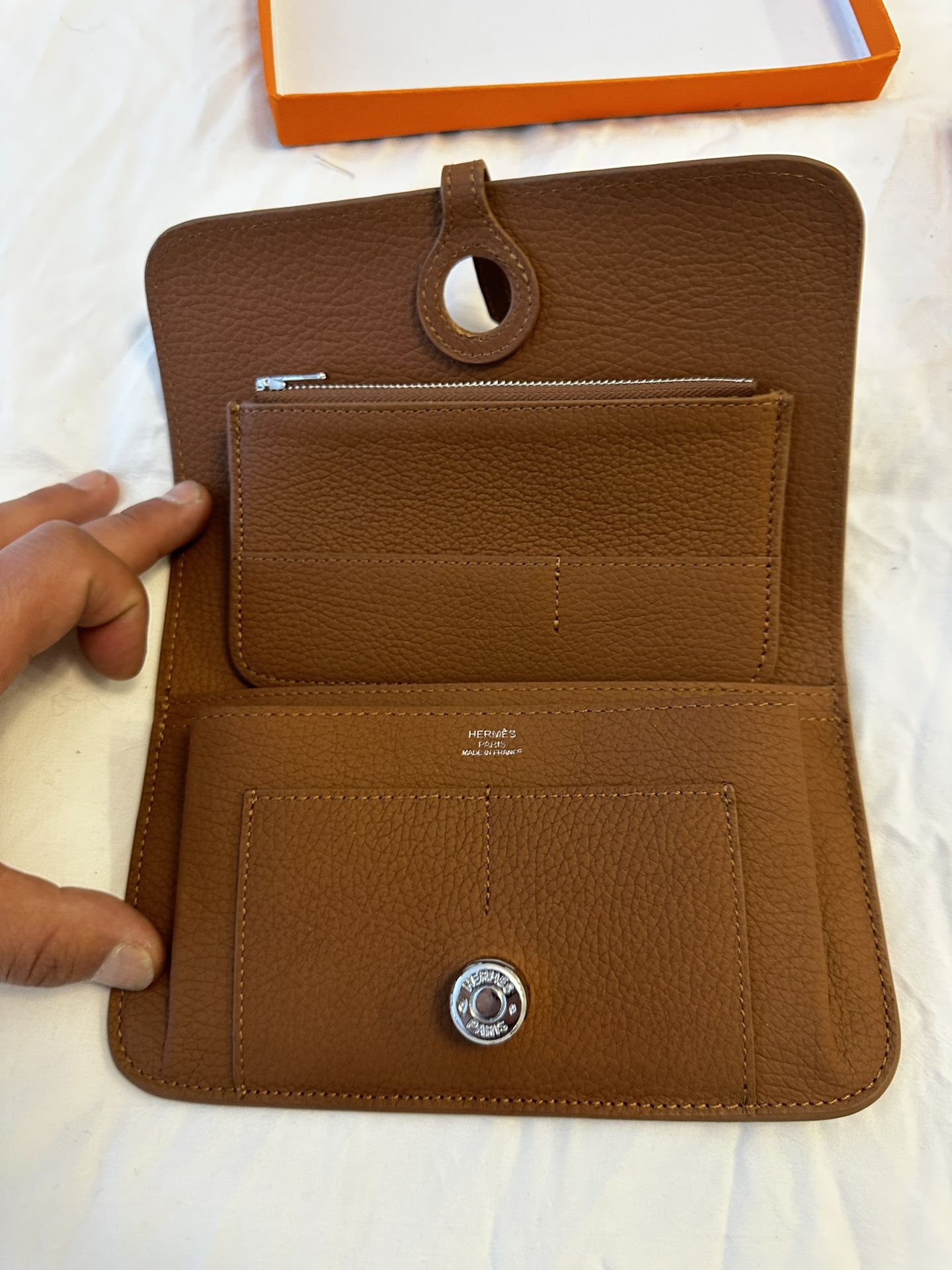 Hermes card holder for Sale in Boston, MA - OfferUp