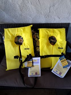 Life jackets new