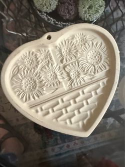 vintage Pampered Chef SUNFLOWER BASKET Cookie Mold 1994 Stoneware Heart USA