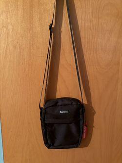 supreme Shoulder Bag( SS18)