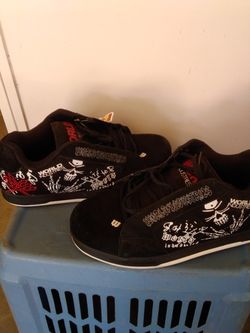 World Industries Bone Skull, Size 12