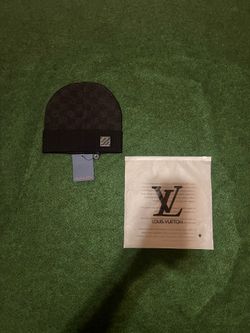 Black checkerboard beanie