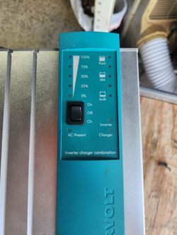BR5556-004 Mastervolt Mass Combi