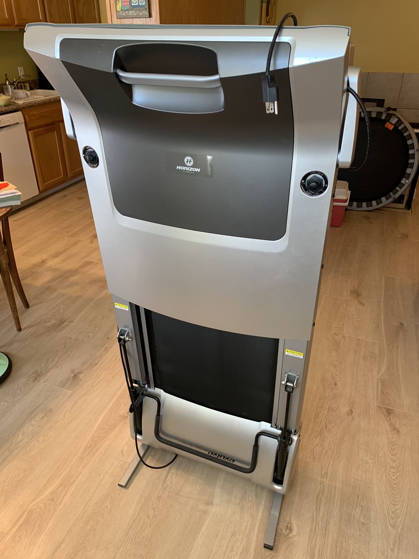 Horizon Fitness Evolve Compact Treadmill for Sale in Seattle, WA