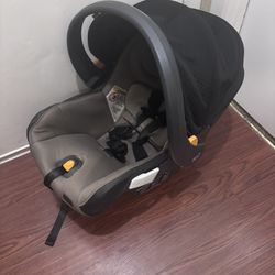 Car Seat Like New 