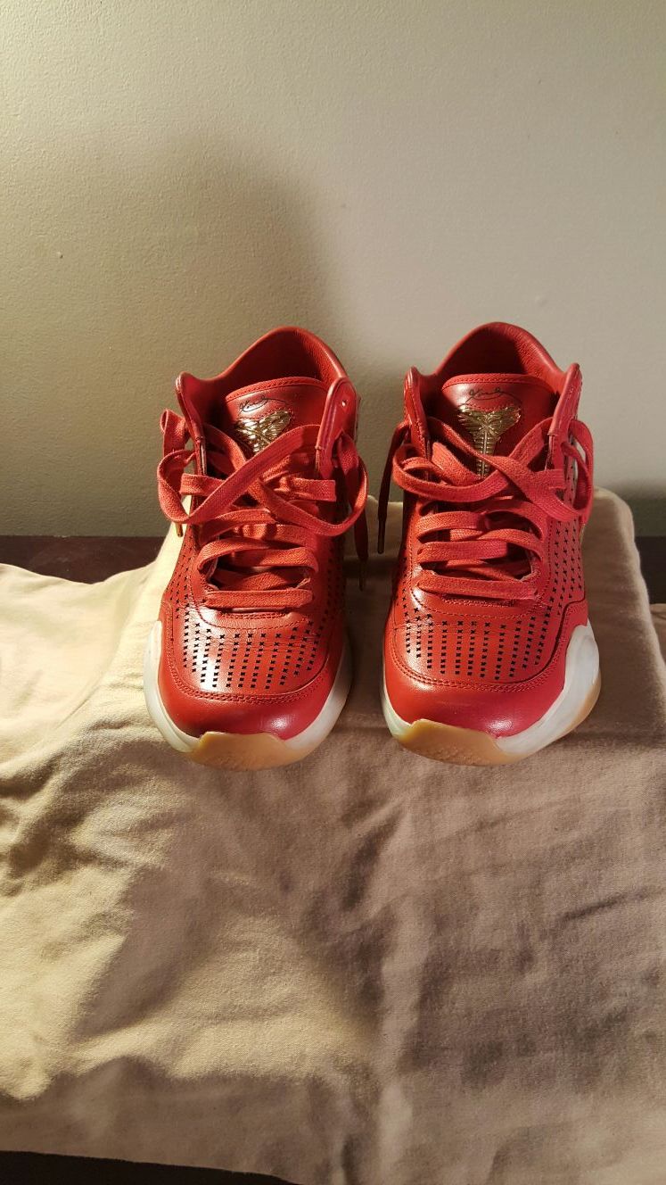 Kobe 10 red size 9.5