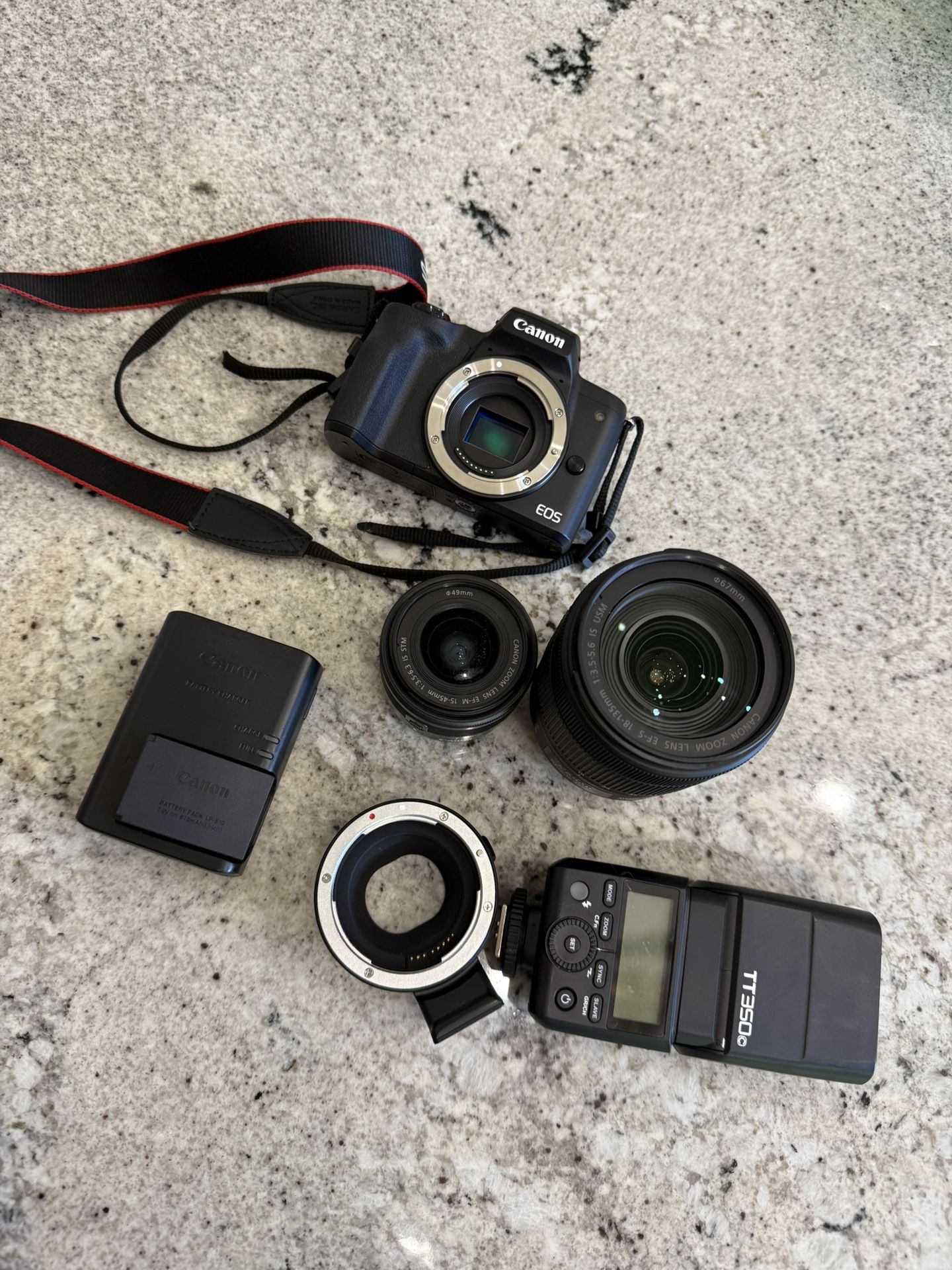 Canon EOS m50 Mark II (like new) 