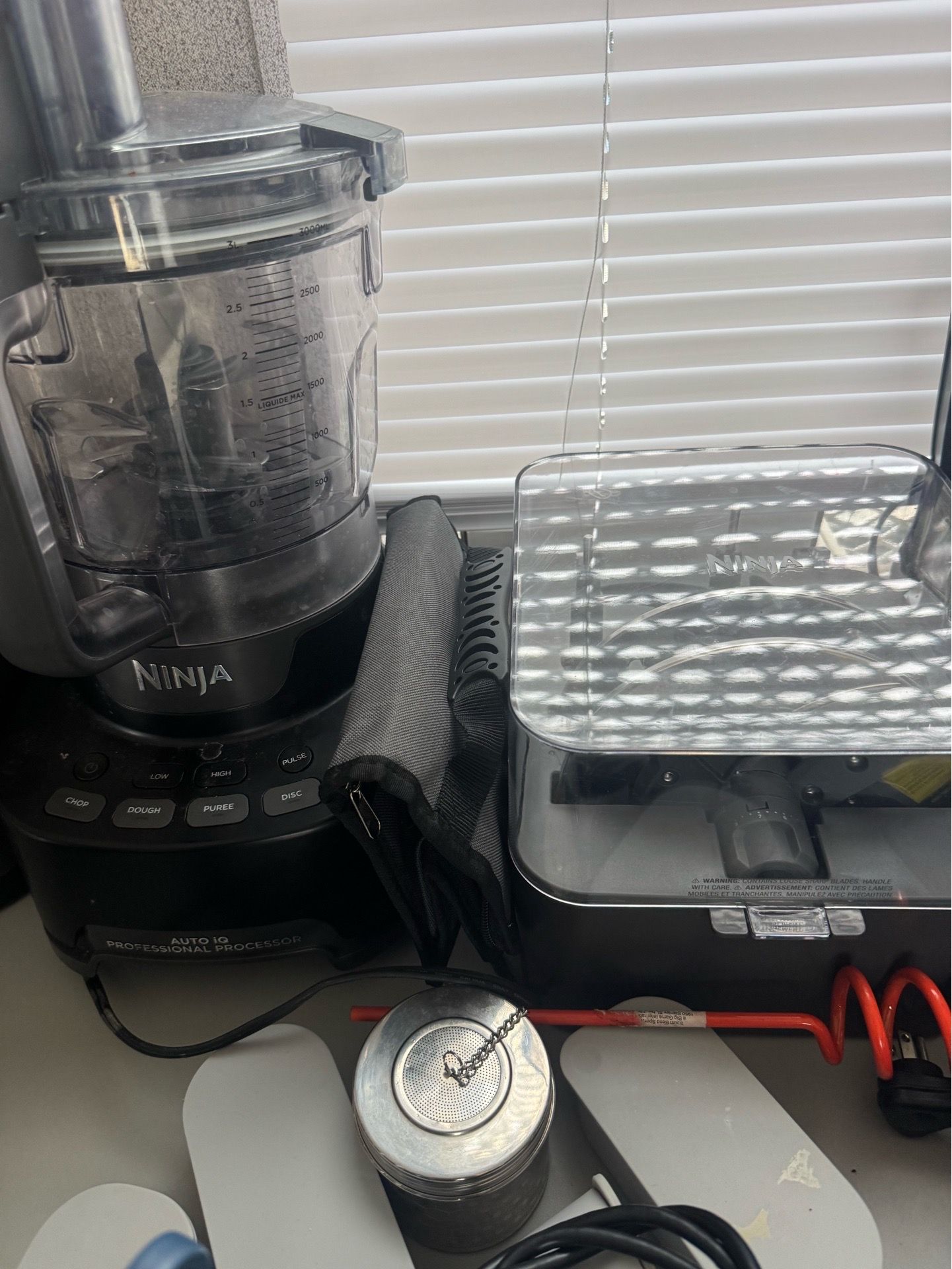 9 cup ninja food processor with case for blades