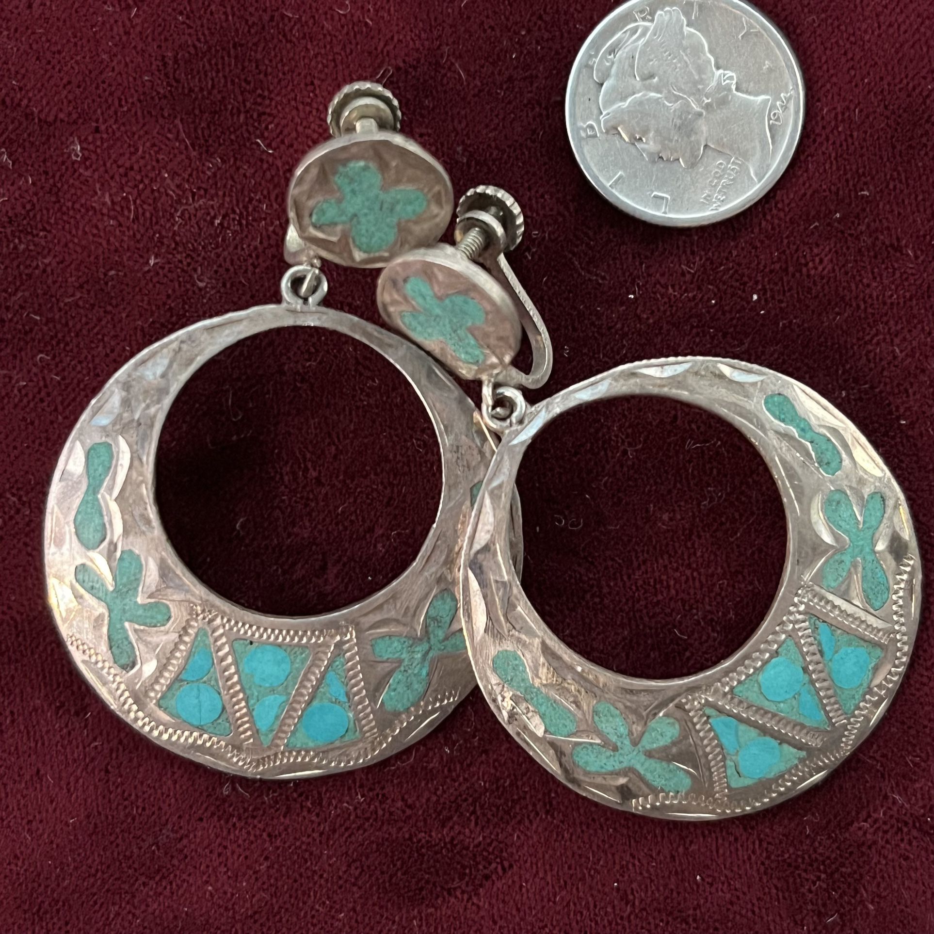 Vintage Beautiful 925  Mexico Sterling Silver Earrings Inlay Turquoise Blue Stone