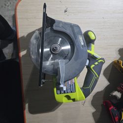 RYOBI
ONE+ 18V Cordless 5.5 in. Circular Saw