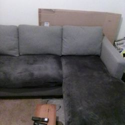 Sectional Couch And Lounger 50 Dollars 