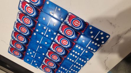 Cubs domino set
