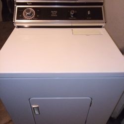 Whirlpool Tan Heavy Duty XL Capacity Frontload Electric Dryer 