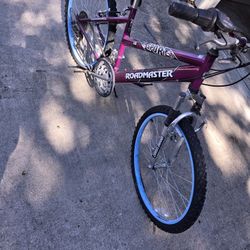 Bike, womens 26"mountain bike, Roadmaster sx MT Sport Only $75 Like New I Have 2 