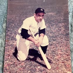 New York Yankee yogi Berra photo