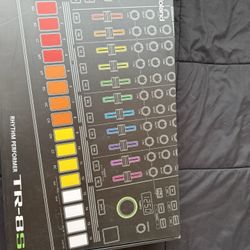 Roland TR-8S