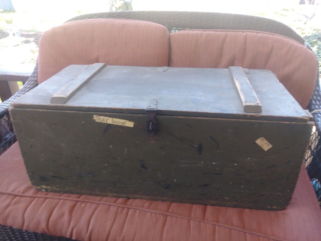 Vintage Military FOOT LOCKER Trunk chest flat top storage wood box wwii  black