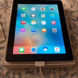 iPad 32GB 4G Model A1430 WiFi Cellular 