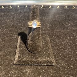 18k 7.8Grms Size 6 Moonstone Ring