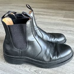 Black Chelsea Boots