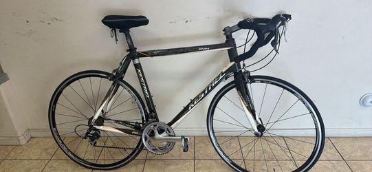 Kestrel Evoke Carbon Road Bike - Shimano 105 - 59cm