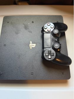 PS4 slim + games bundle !
