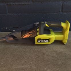VACUUM RYOBI 18V TOOL ONLY 