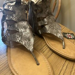 Sandals - snakeskin - grey / silver ankle high - side zip womens size 10