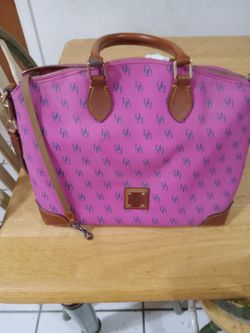 Dooney & Bourke Purse