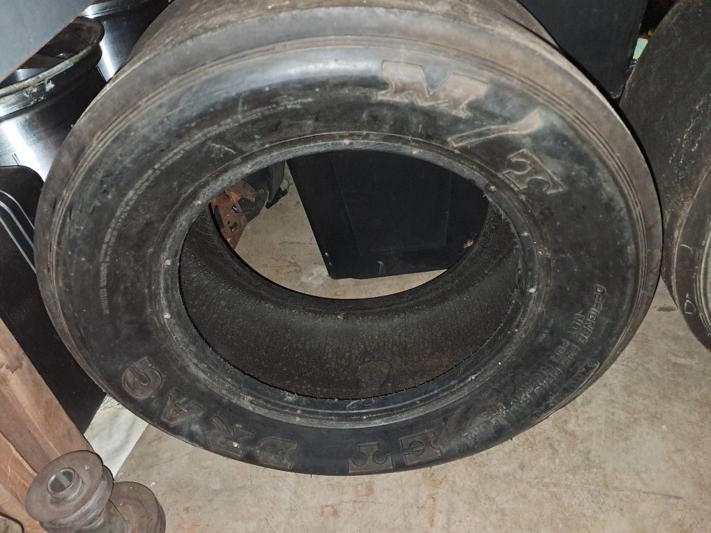 15" Mickey Thompson ET Drag Slicks